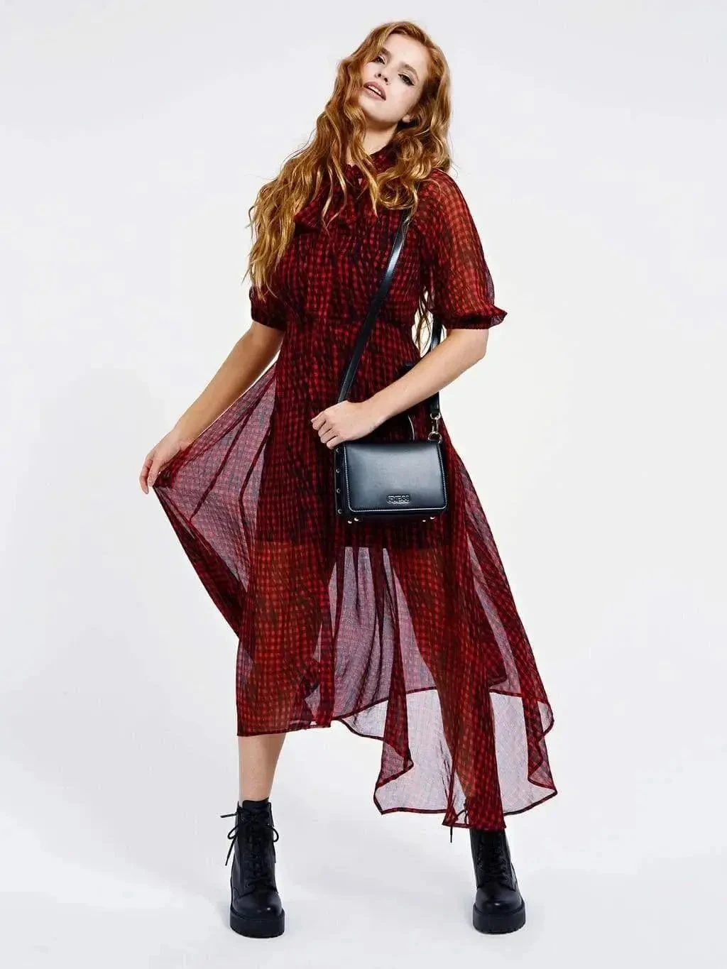 Sac Porté Main Guess Tia Clous 4 Sac Porté Main Guess Tia Clous – Image 2